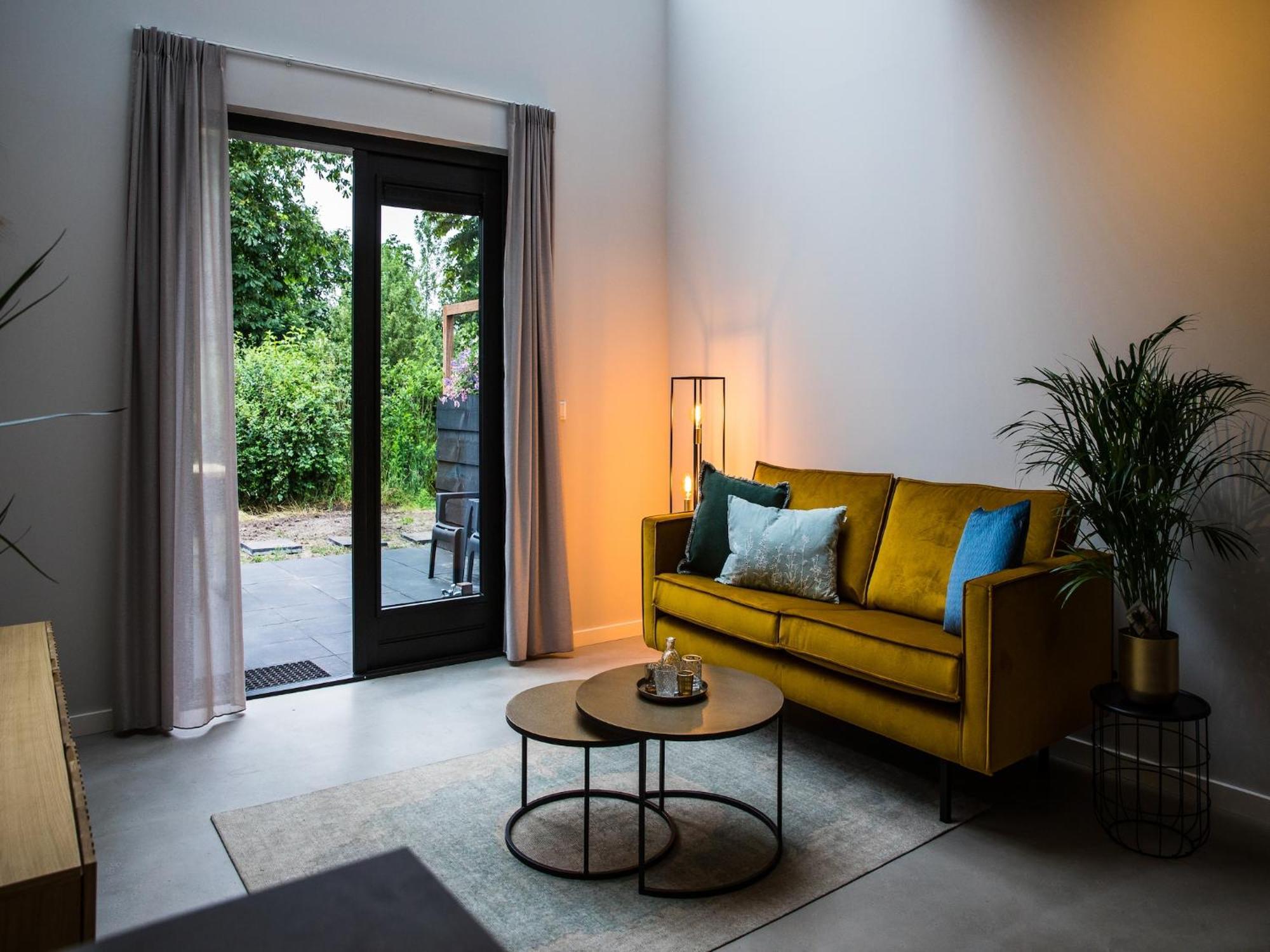 Cozy Holiday Home In Vrouwenpolder Close To The Beach Exteriör bild