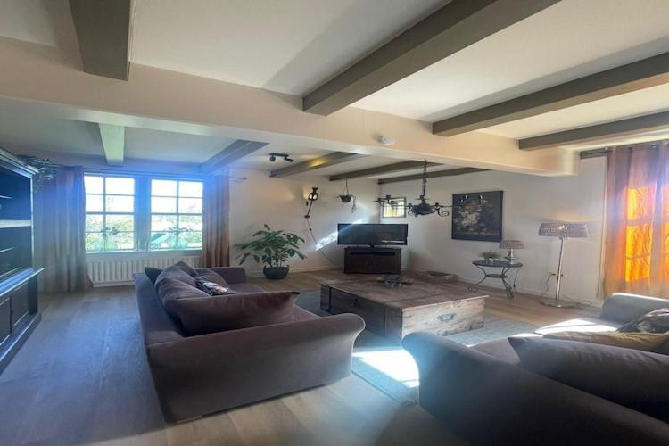 Cozy Holiday Home In Vrouwenpolder Close To The Beach Exteriör bild