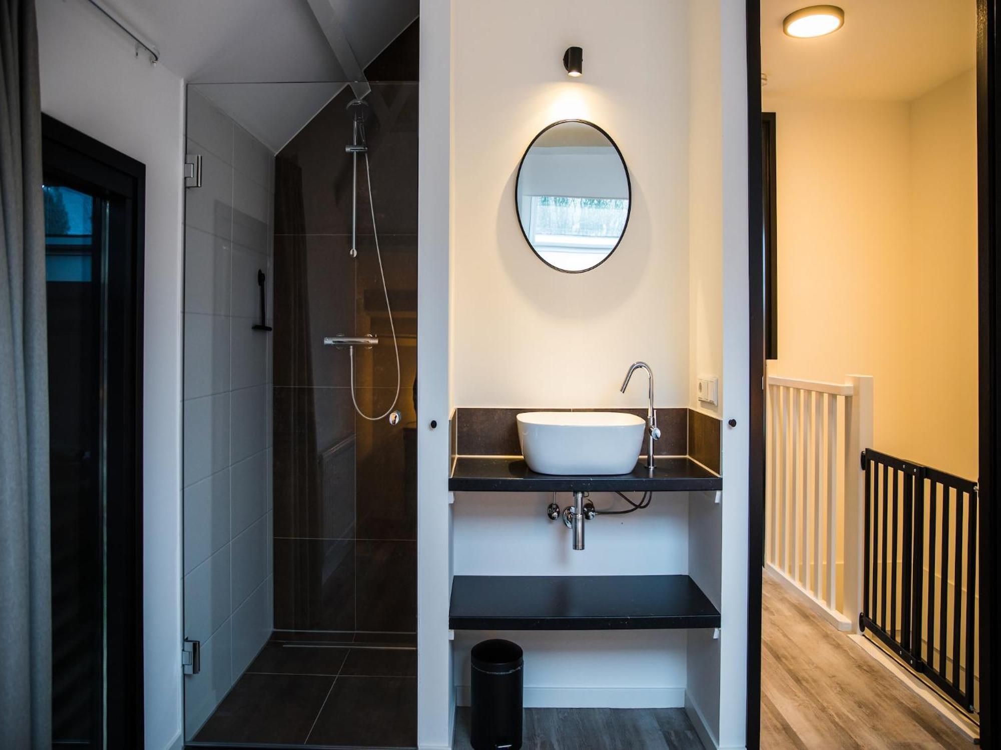 Cozy Holiday Home In Vrouwenpolder Close To The Beach Exteriör bild